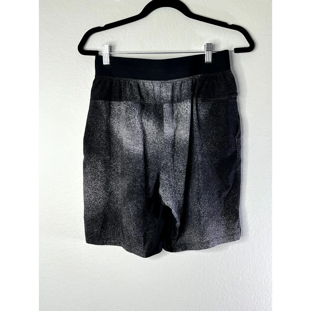 Lululemon Shorts Mens S Black White T.H.E. Short‎ 9